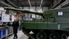 Kancelari i Gjermanisë, Olaf Scholz, e viziton vendndodhjen e ardhshme të fabrikës së armeve Rheinmetall në Gjermaninë qendrore, 12 shkurt 2024.