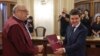 Переможець президентських виборів у Румунії Нікушор Дан (справа) під час засідання Конституційного суду, 22 травня 2025 року
