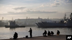 Cum reușește marina ucraineană să țină departe navele de război rusești 