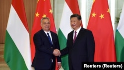 Orbán Viktor Hszi Csin-Ping kínai elnökkel Pekingben