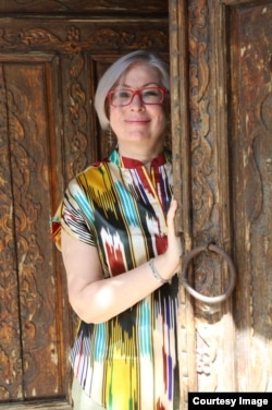Лола Сайфи