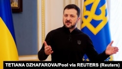 Президент каже, що армія РФ не перестає атакувати і «поширювати ненависть у своїй державній пропаганді»