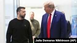 Президент України Володимир Зеленський і 45-й президент США Дональд Трамп (праворуч). Нью-Йорк, США, 27 вересня 2024 року